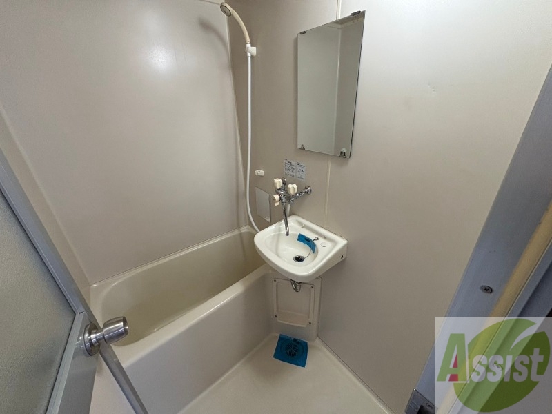 バス・シャワールーム　お風呂です。ゆっくりお風呂につかるのも体に良いですね～