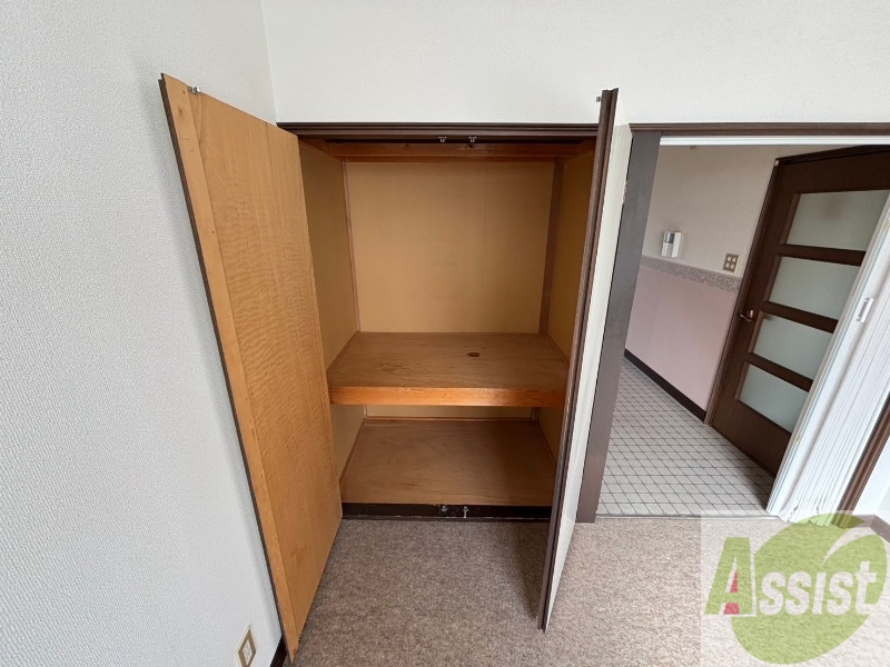 収納　こちらには収納スペースがあります。あると便利！