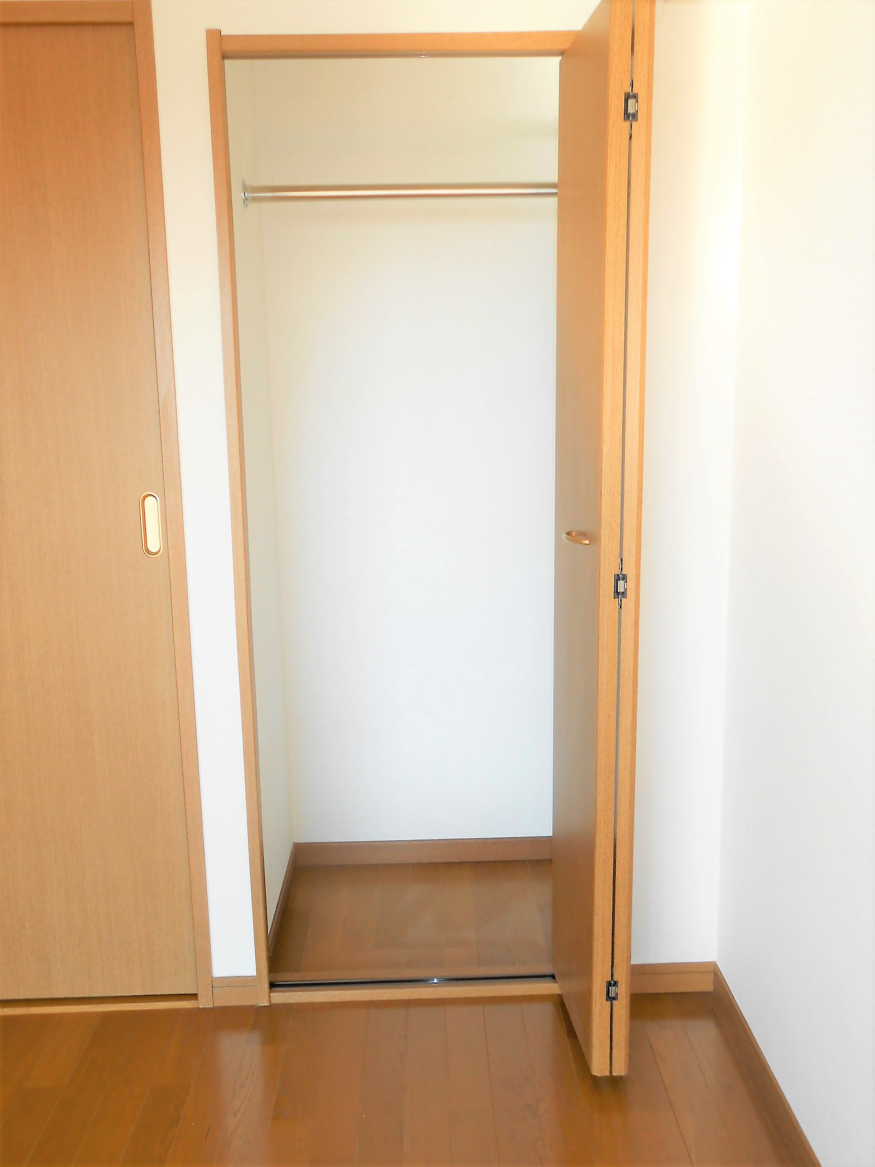 収納　各居室に収納があり、充実しています。