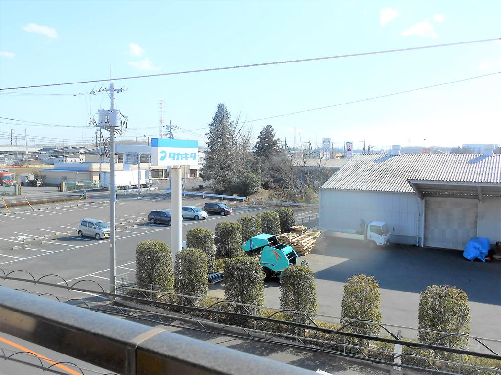 眺望　バルコニーから見た景色。日当たり良好。