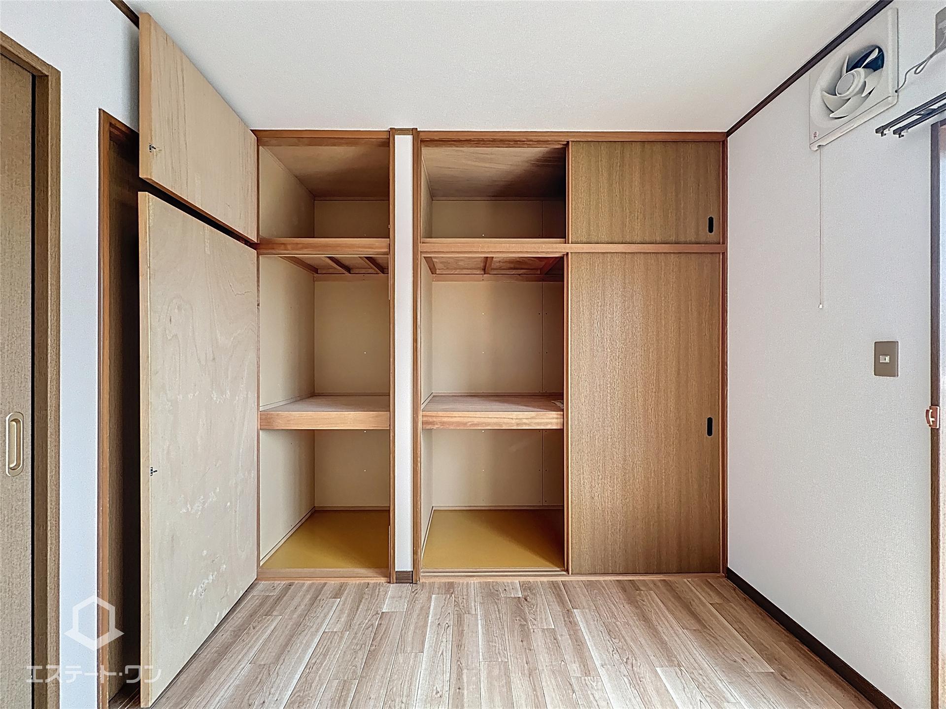 収納　壁一面たっぷり収納できますよ（＾＾）