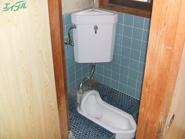 トイレ　窓付き