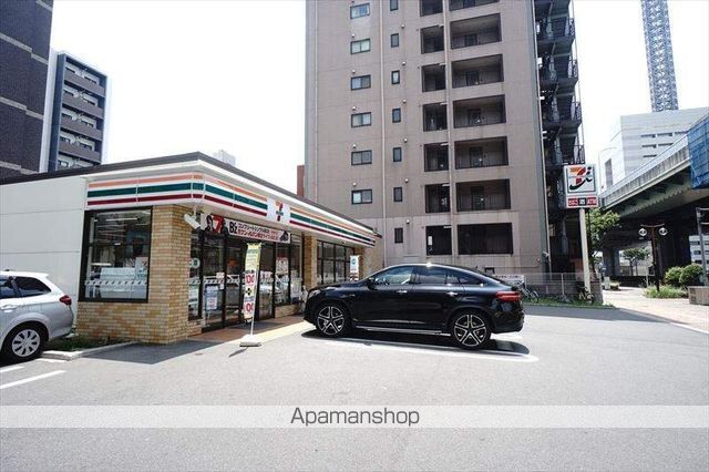 コンビニ　セブンイレブン（コンビニ）まで400m