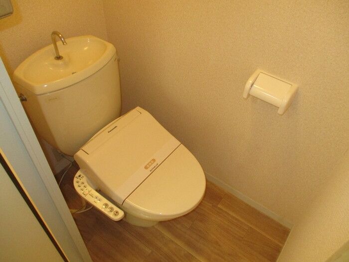 トイレ　トイレ