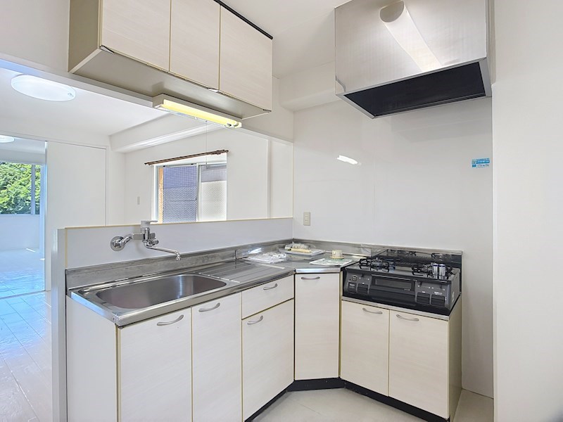 キッチン　L字型のキッチンです！