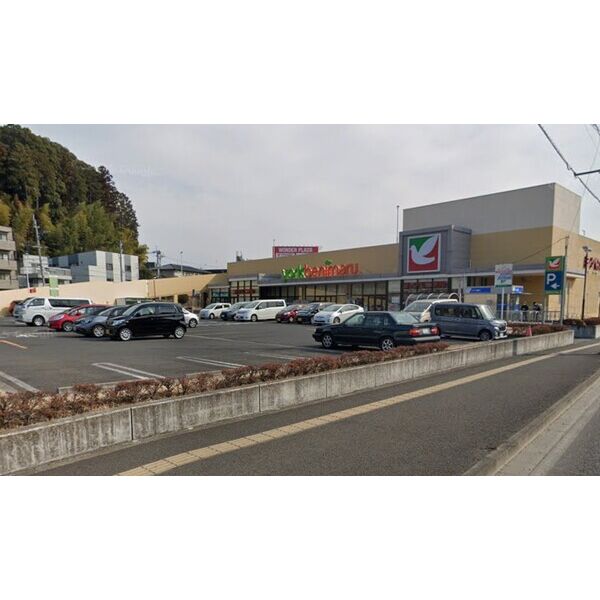 スーパー　ヨークベニマル荒巻店（スーパー）まで650m