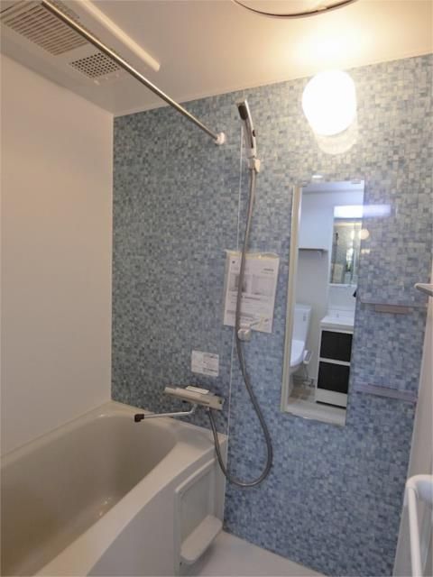 バス・シャワールーム　施工会社さんが同じ別物件の参考写真です