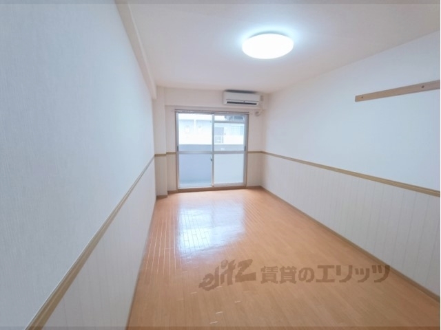 居室・リビング　洋室