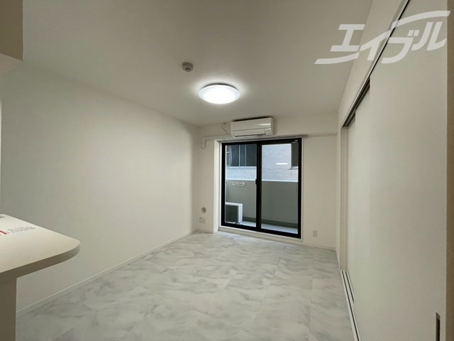 居室・リビング　広いリビングルームです★