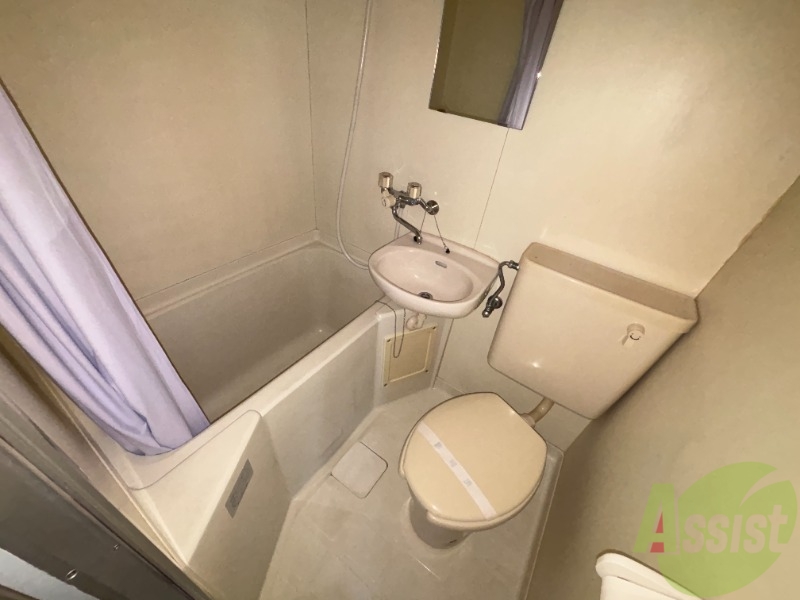 バス・シャワールーム　内装美麗