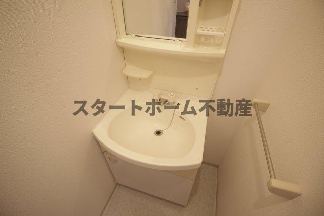 洗面設備　広い洗面スペース