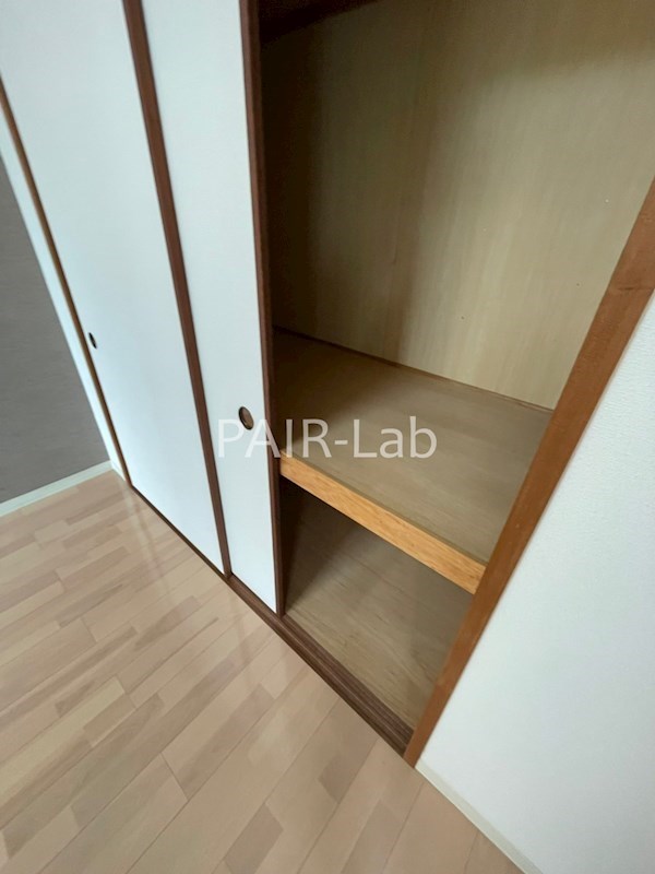 収納　同物件別部屋の参考写真です。