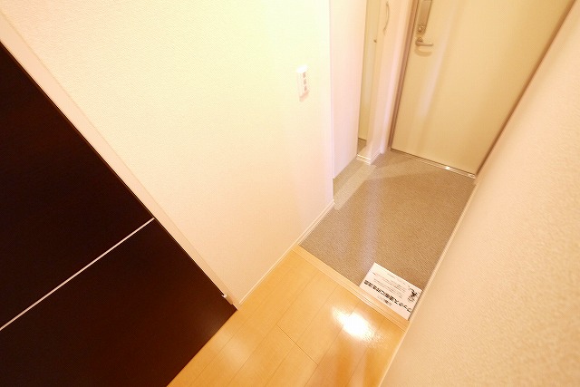 玄関　収納もある玄関です