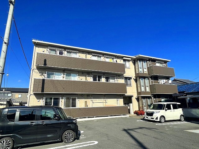 建物外観　キレイな外観です。