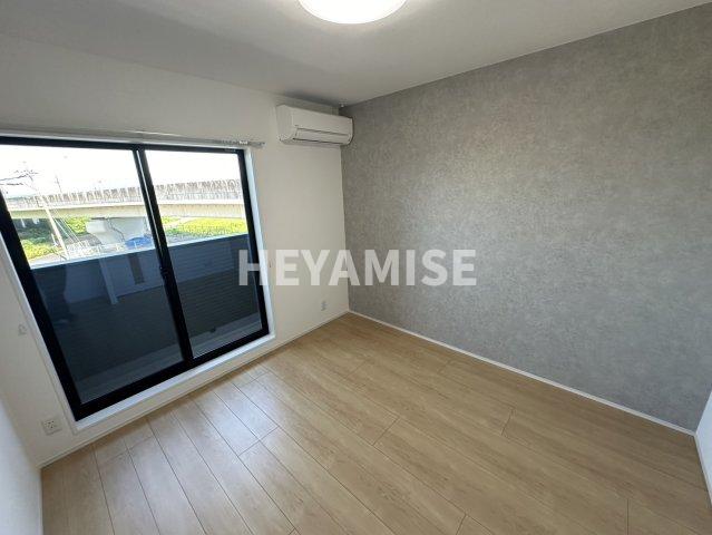 居室・リビング　※室内画像は別号室のもの