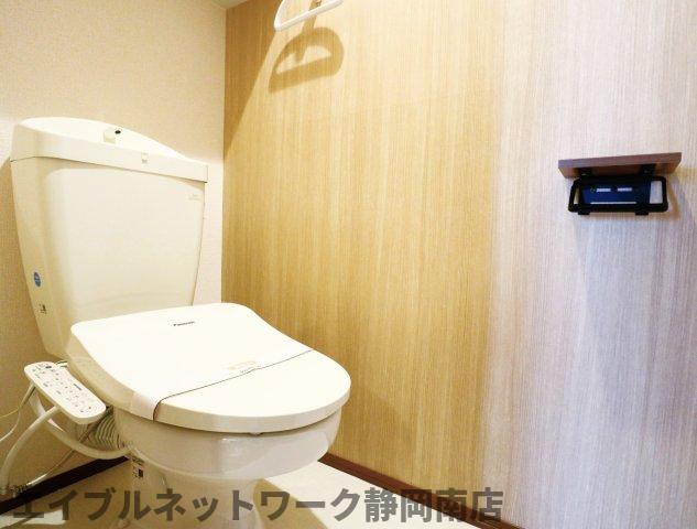 トイレ　シンプルで使いやすいトイレです