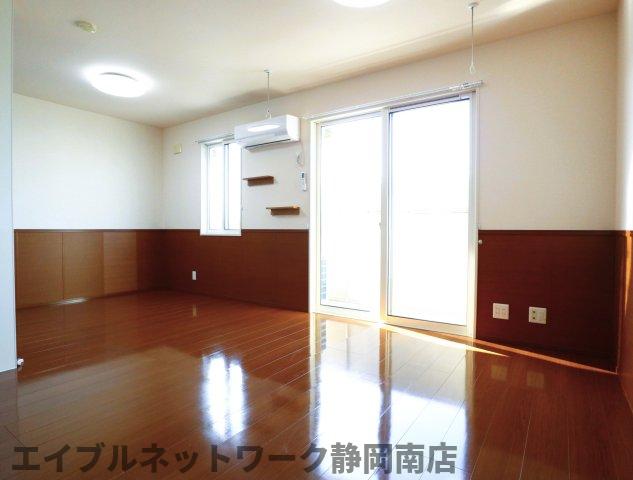 居室・リビング　おしゃれなリビングです