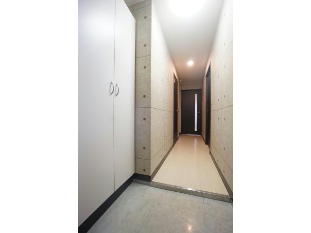 玄関　シューズボックス