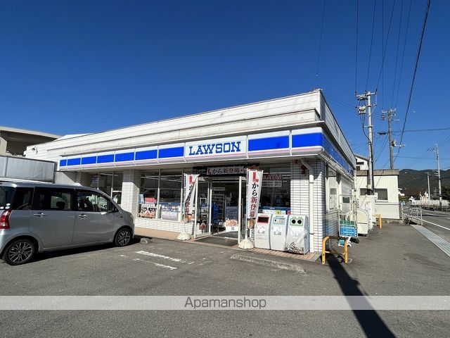 コンビニ　ローソン四国中央金生町山田井店（コンビニ）まで654m