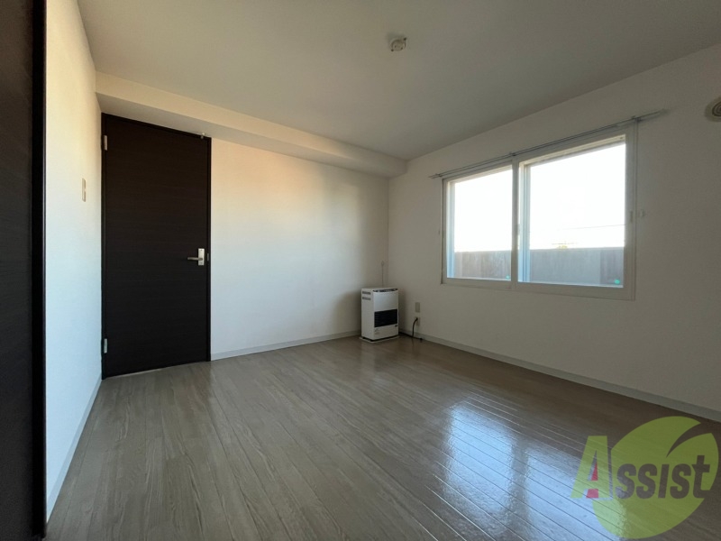 その他部屋・スペース　寝室です。部屋をどう使うかはあなた次第です！