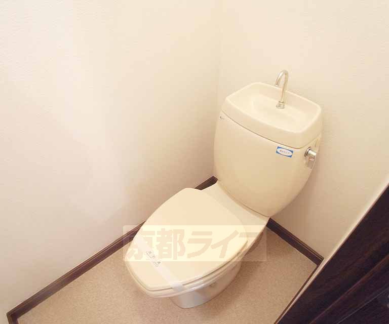 トイレ　清潔感のあるトイレです。