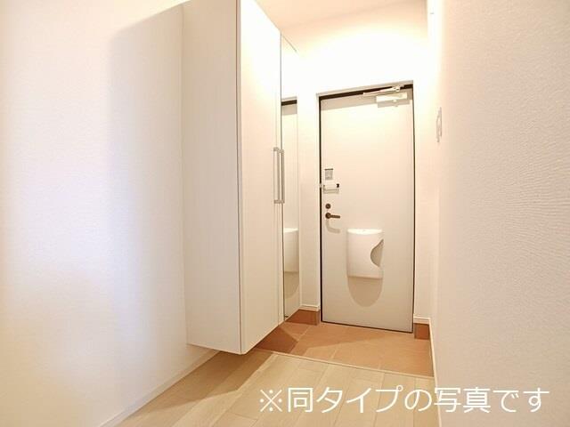 玄関　※同タイプ