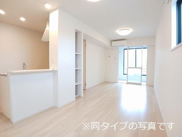 居室・リビング　※同タイプ
