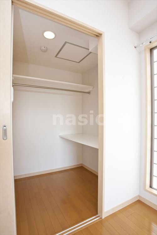 収納　クローゼット