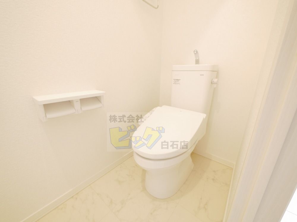 トイレ　ウォシュレット完備しています♪