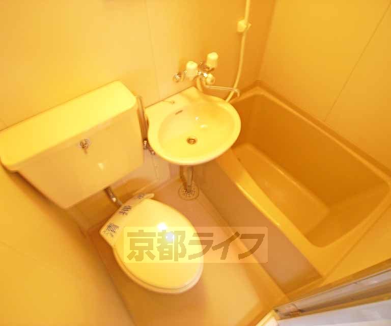 バス・シャワールーム　落ち着く空間です。