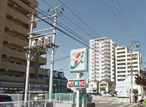 コンビニ　セブンイレブン（コンビニ）まで400m