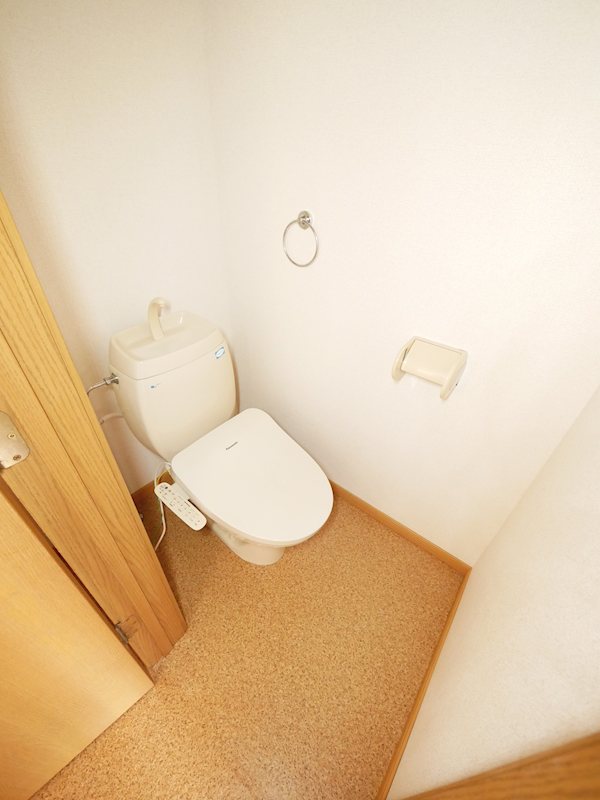 トイレ　ウォシュレット