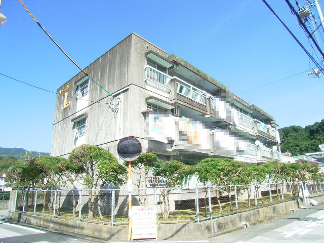 建物外観　2005年10月撮影