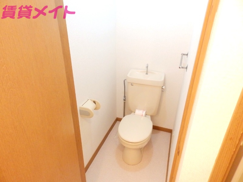 トイレ　同物件別室画像