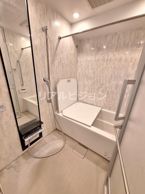 バス・シャワールーム　他部屋参考写真です。