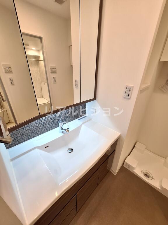洗面設備　他部屋参考写真です。