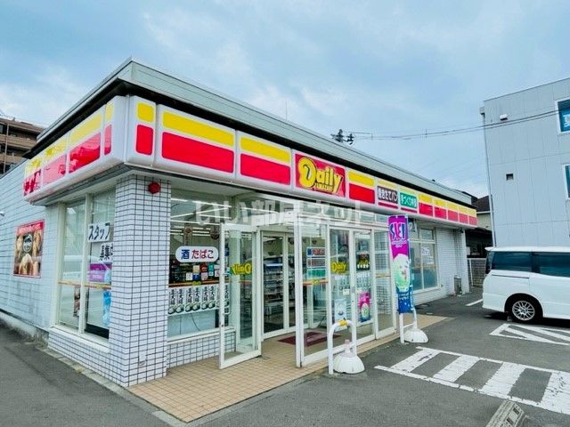 コンビニ　デイリーヤマザキ南仙台店（コンビニ）まで546m