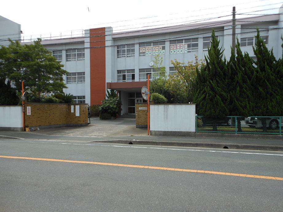 中学校　水巻南中学校（中学校）まで960m