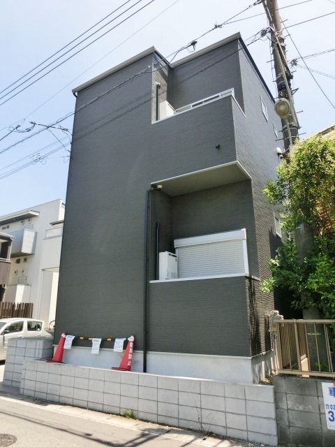 建物外観　日当たり良好です。