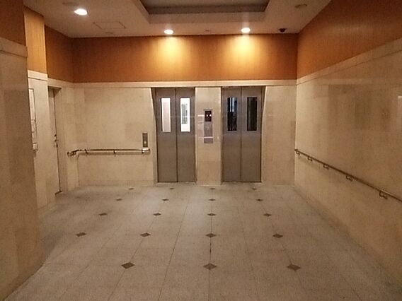 ロビー　ロビー