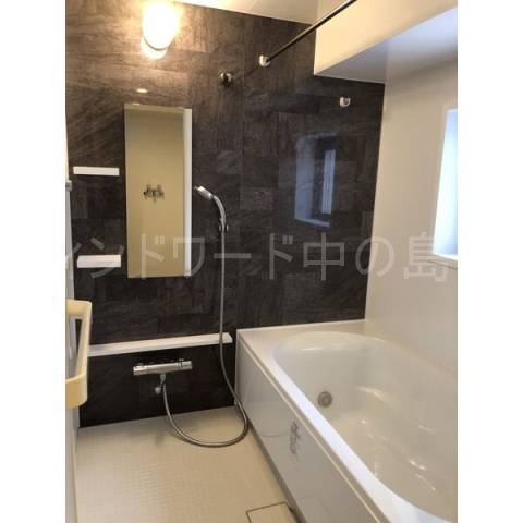 バス・シャワールーム　詳細は、ウィンドワード中の島店までご相談下さい。