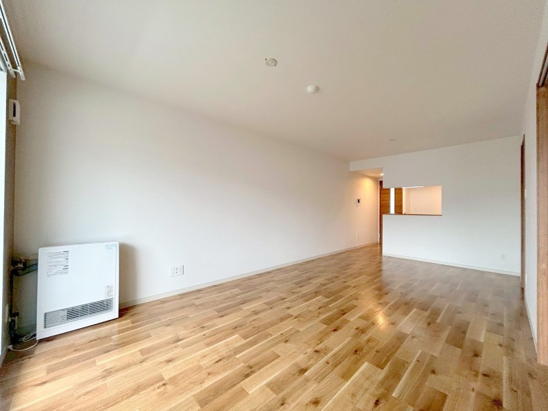 居室・リビング　明るいリビング♪