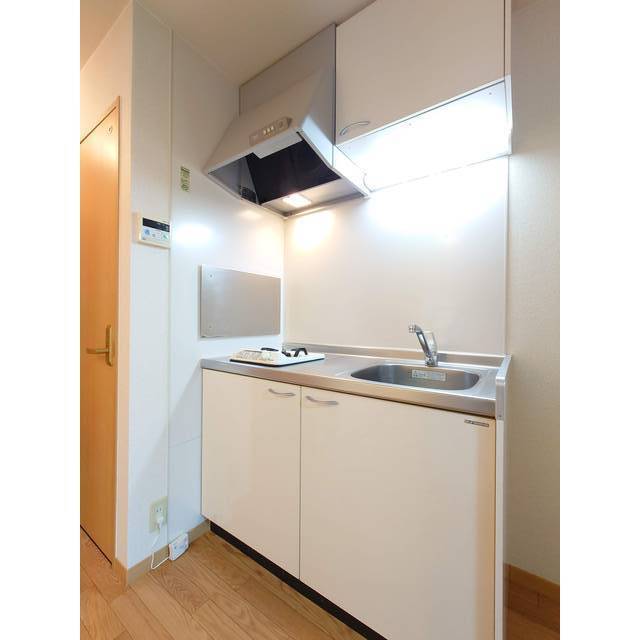 キッチン　※入居中のため、前回募集時の写真です。