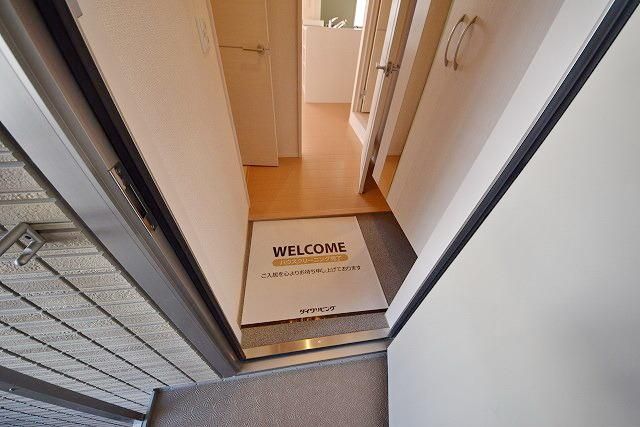 玄関　★お問い合わせはタウンハウジングまで★