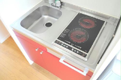 キッチン　備品や設備仕様は号室等により異なります現地をご確認ください。