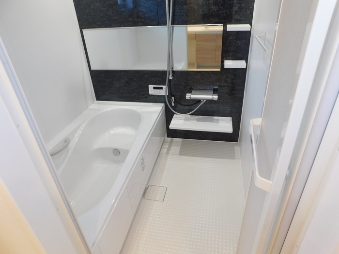 バス・シャワールーム　浴室