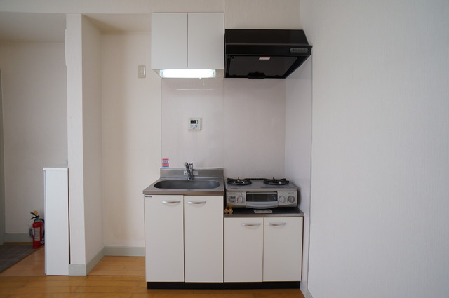 キッチン　ゆったりとしたキッチンスペース☆本格料理も可能です♪