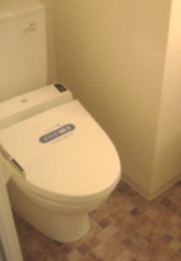 トイレ　※同建物内の別部屋参考写真です