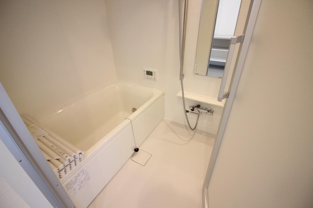 バス・シャワールーム　追い焚き付き