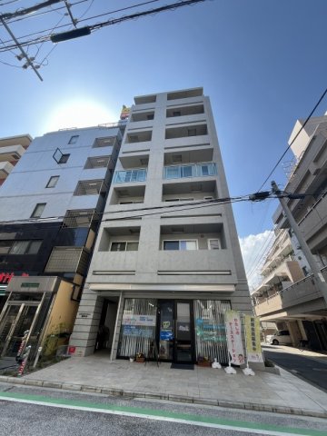 建物外観　鶴見駅・徒歩5分のデザイナーズマンションです。